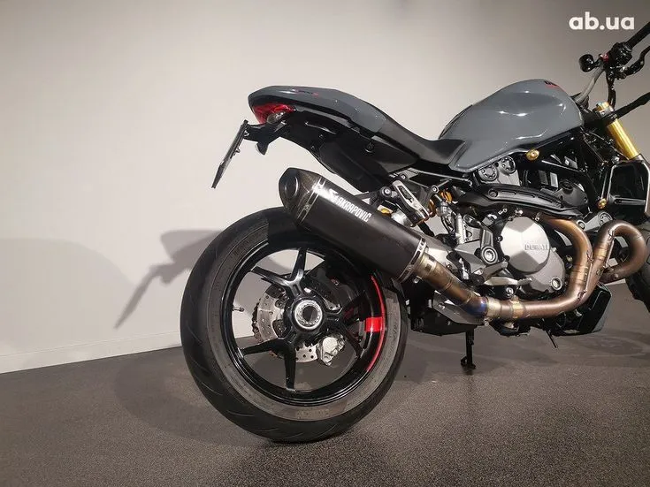 Ducati Monster Image 4